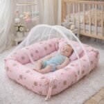 ⁦بيبي نست مع مخدة وناموسية - السنافر⁩ - الصورة ⁦6⁩