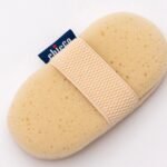 ⁦اسفنجة الاستحمام للأطفال من شيكو – أصفر⁩ - الصورة ⁦2⁩