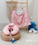 ⁦سيت مخدة الرضاعة و ساتر الرضاعة قطن ناعم - السنافر⁩ - الصورة ⁦3⁩